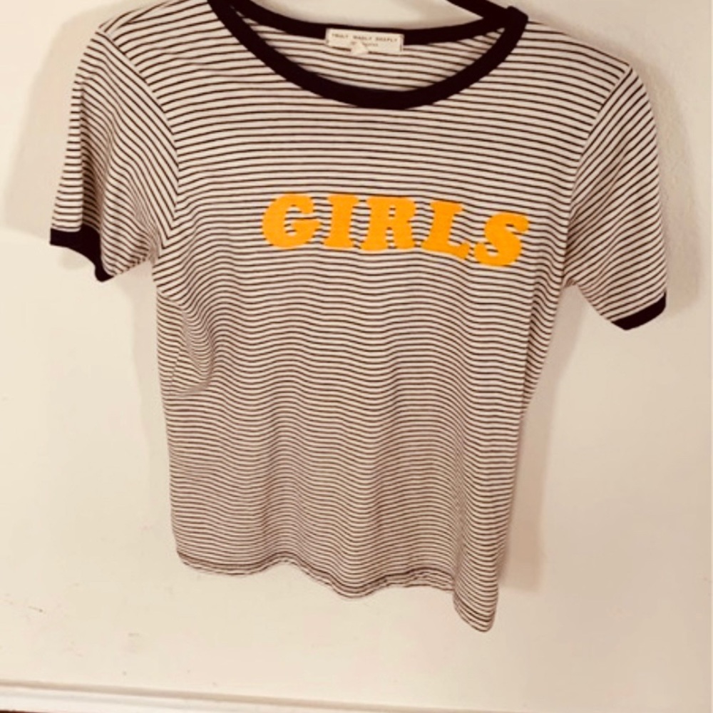 GIRLS TSHIRT FROM PAC SUN SIZE MEDIUM